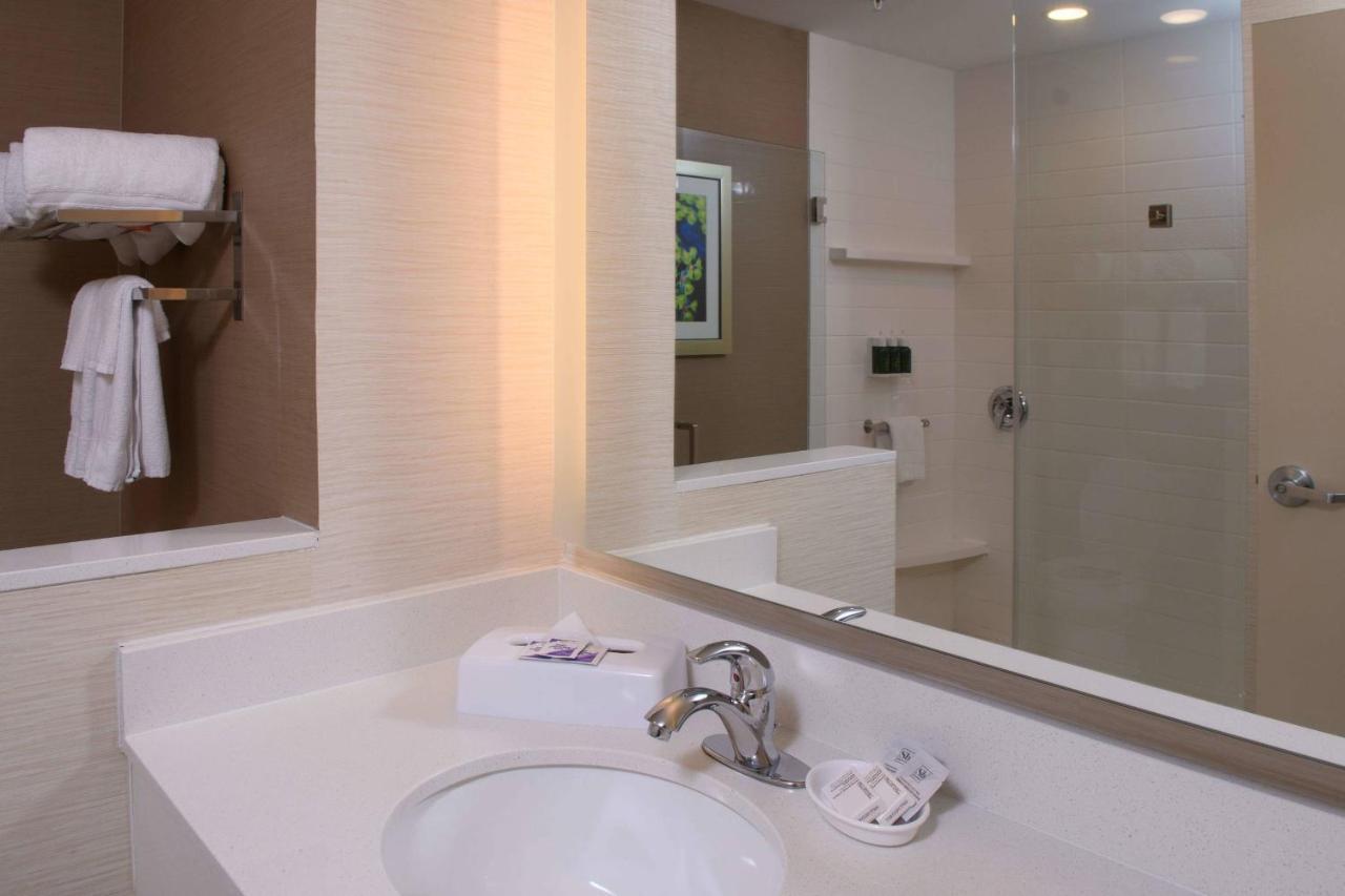 Fairfield Inn & Suites By Marriott Richmond אשלנד מראה חיצוני תמונה