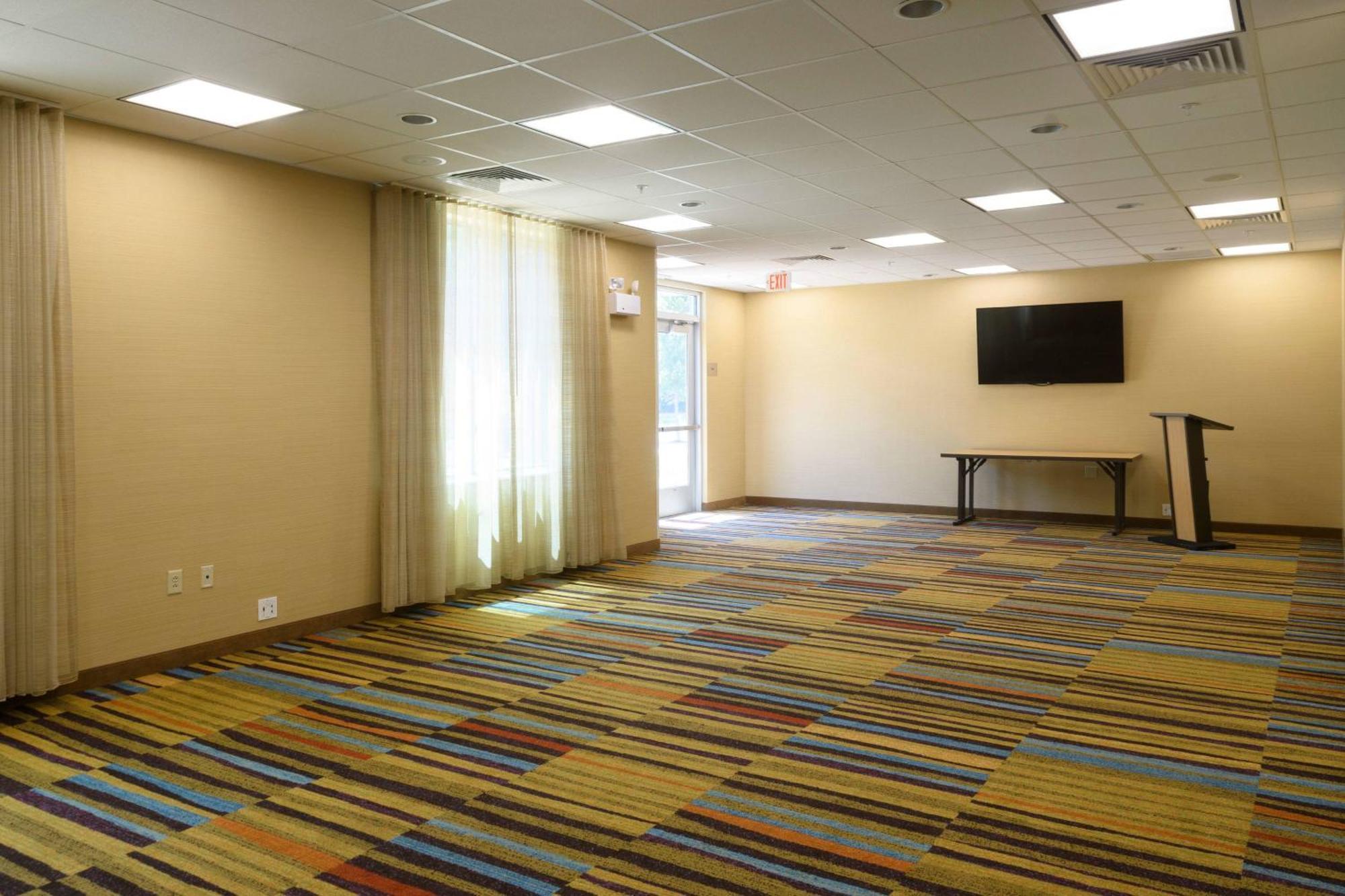 Fairfield Inn & Suites By Marriott Richmond אשלנד מראה חיצוני תמונה