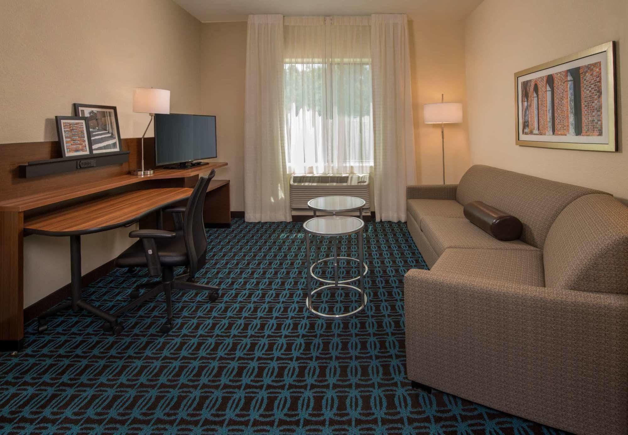 Fairfield Inn & Suites By Marriott Richmond אשלנד מראה חיצוני תמונה